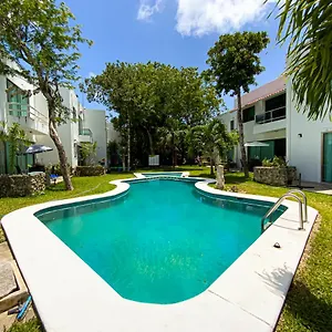 Villa Coral Cerebro De Espacio Yocte Con Alberca A 10min De La 5taav, Playa del Carmen